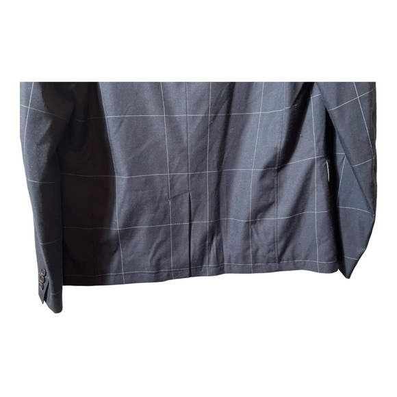 𝅺ARMANI exchange black blazer with thin lines to make plaid design - Picture 5 of 11